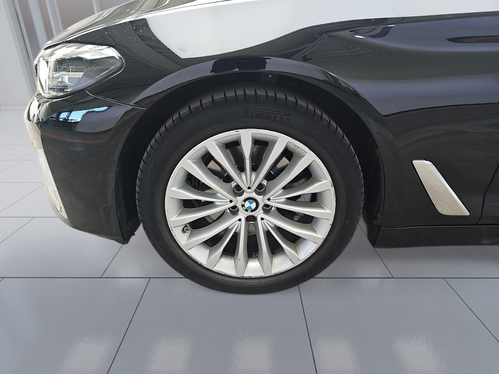 BMW 520