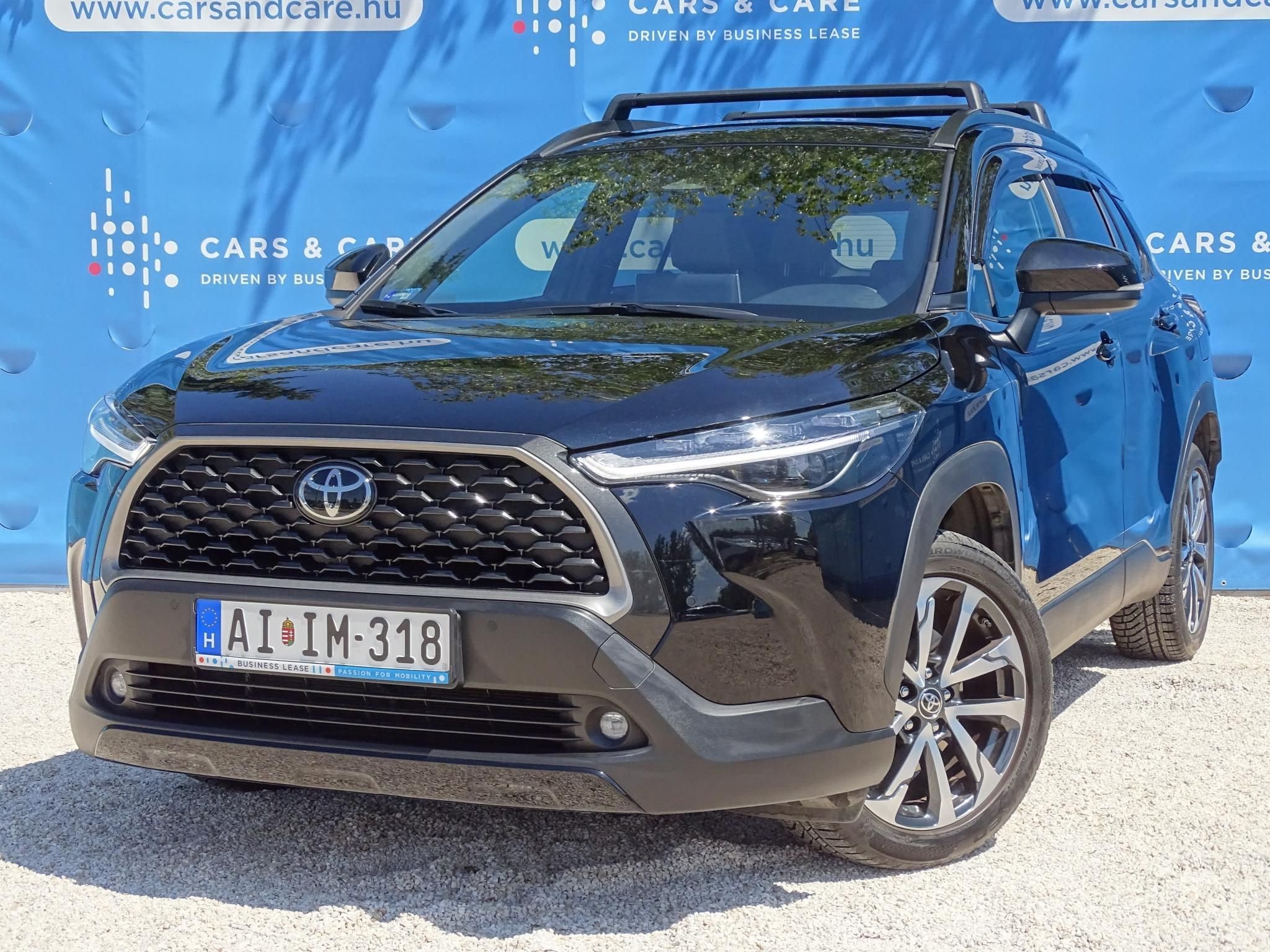 TOYOTA COROLLA CROSS