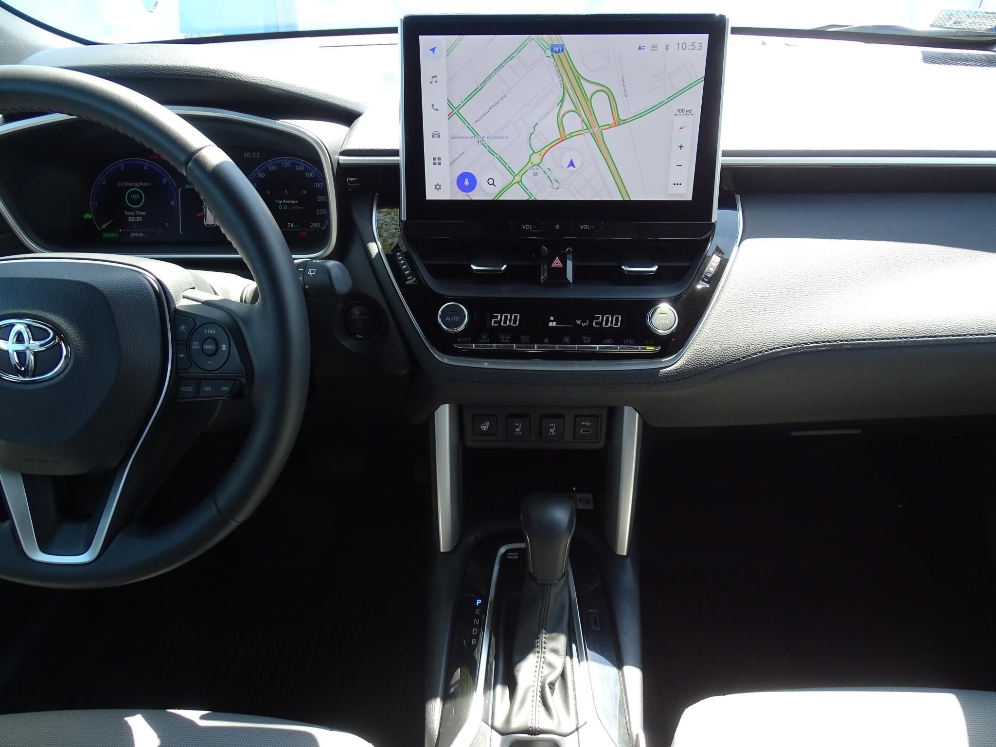 TOYOTA COROLLA CROSS