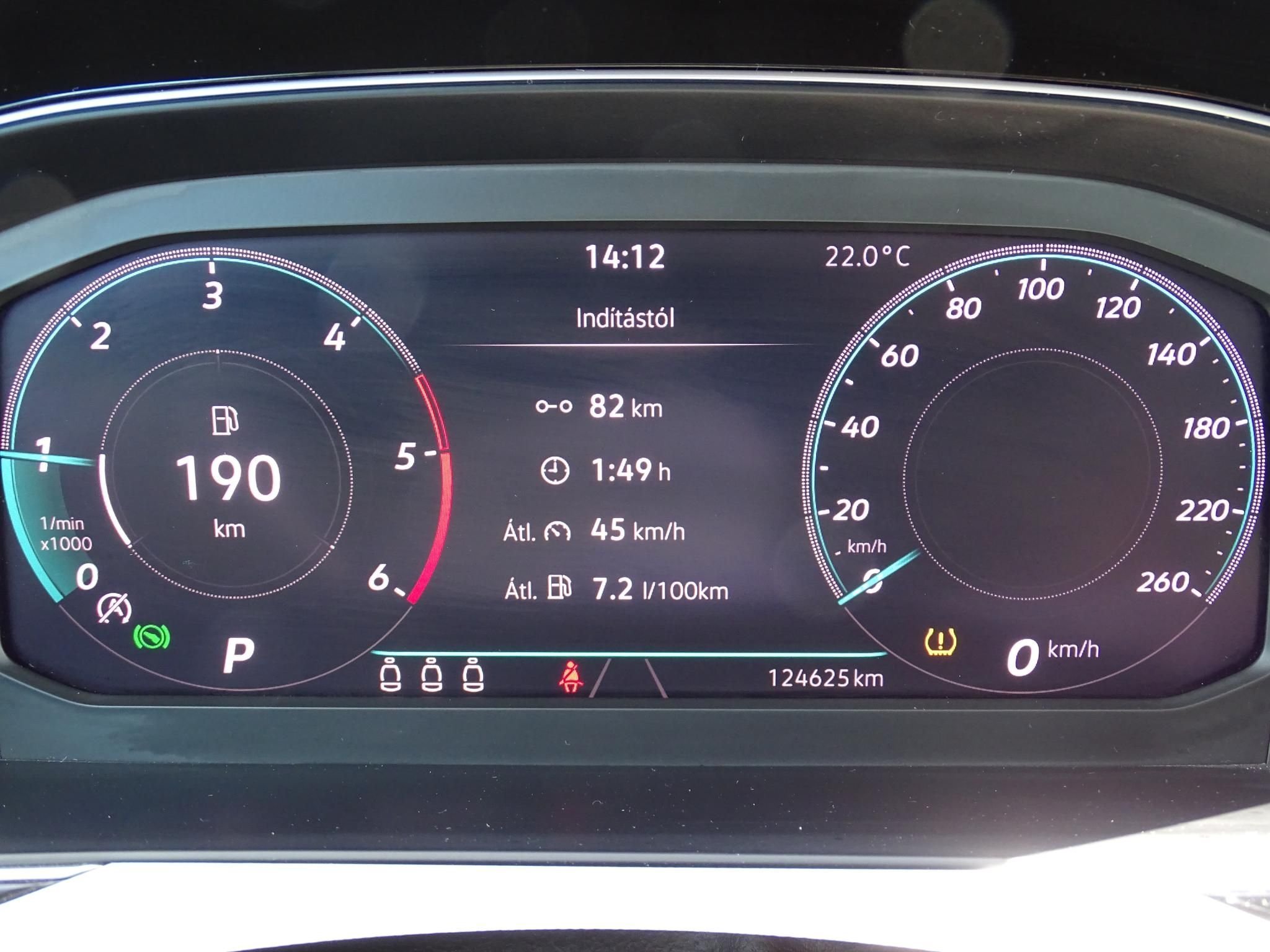 VOLKSWAGEN PASSAT VIII