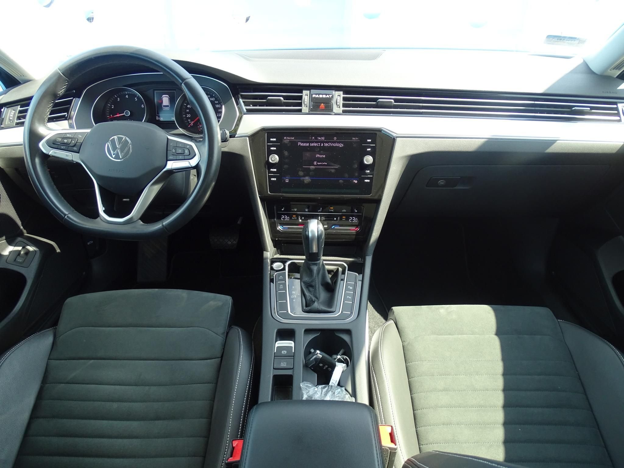 VOLKSWAGEN PASSAT VIII