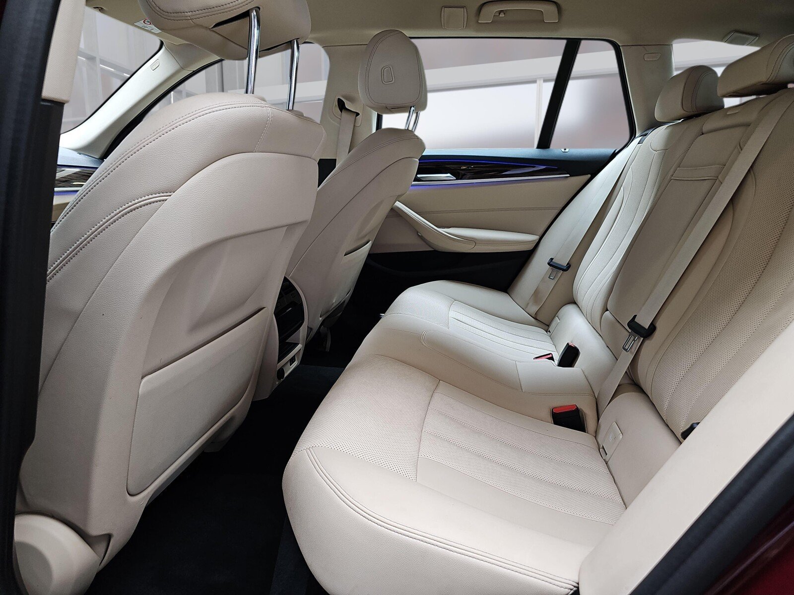 BMW 518