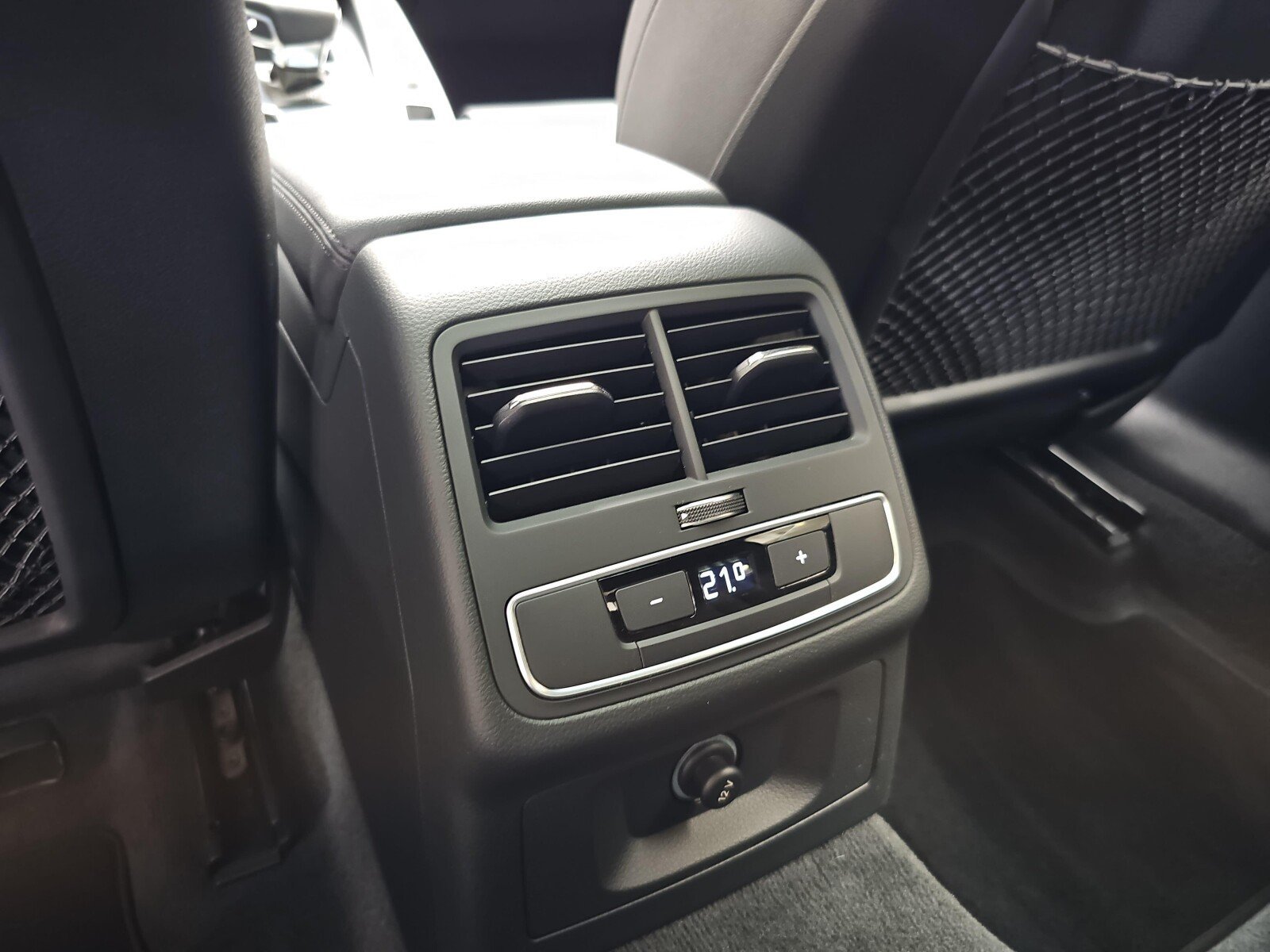Audi A4 Limousine