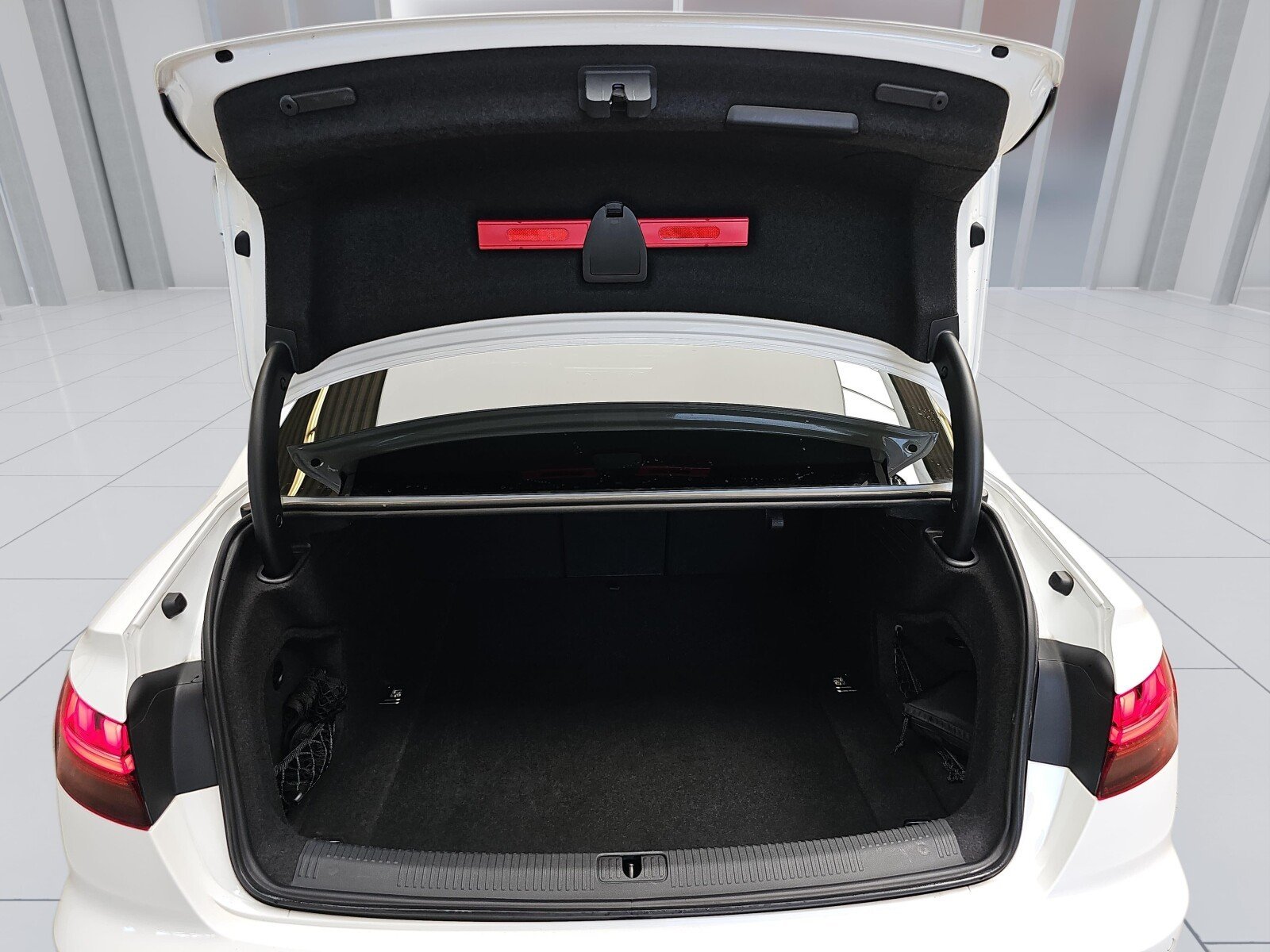 Audi A4 Limousine