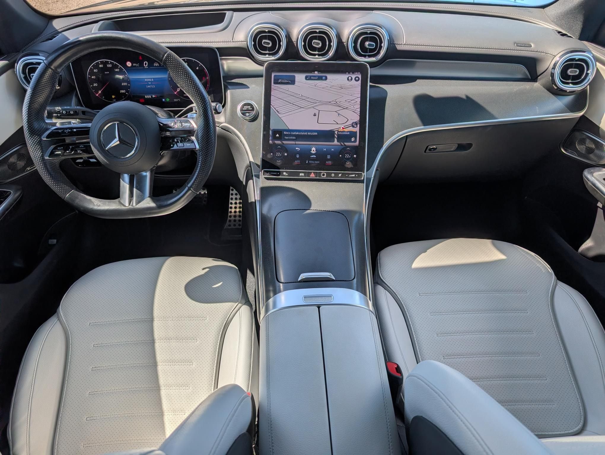 MERCEDES-BENZ GLC 220