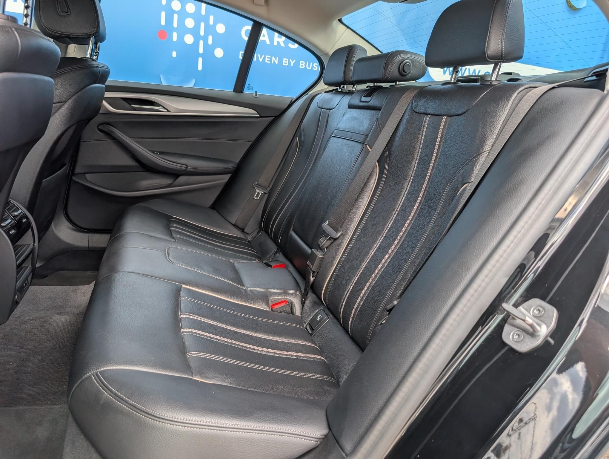 BMW 518