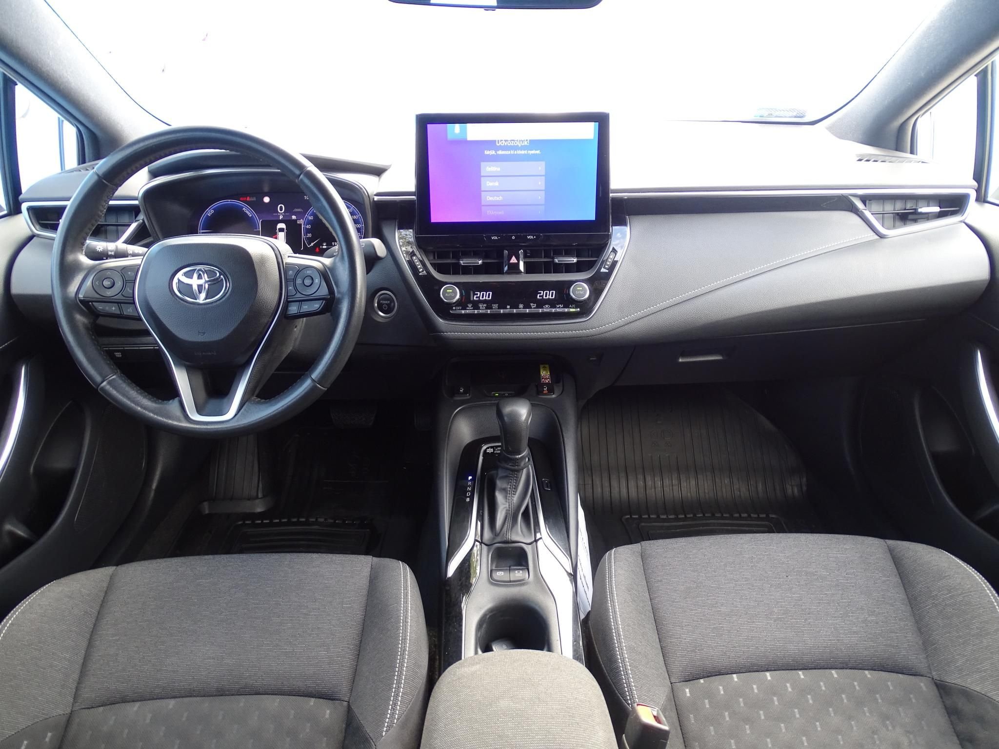 TOYOTA COROLLA