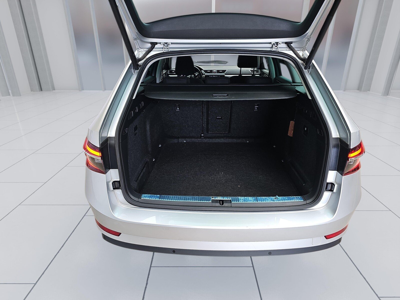 Skoda Superb Combi