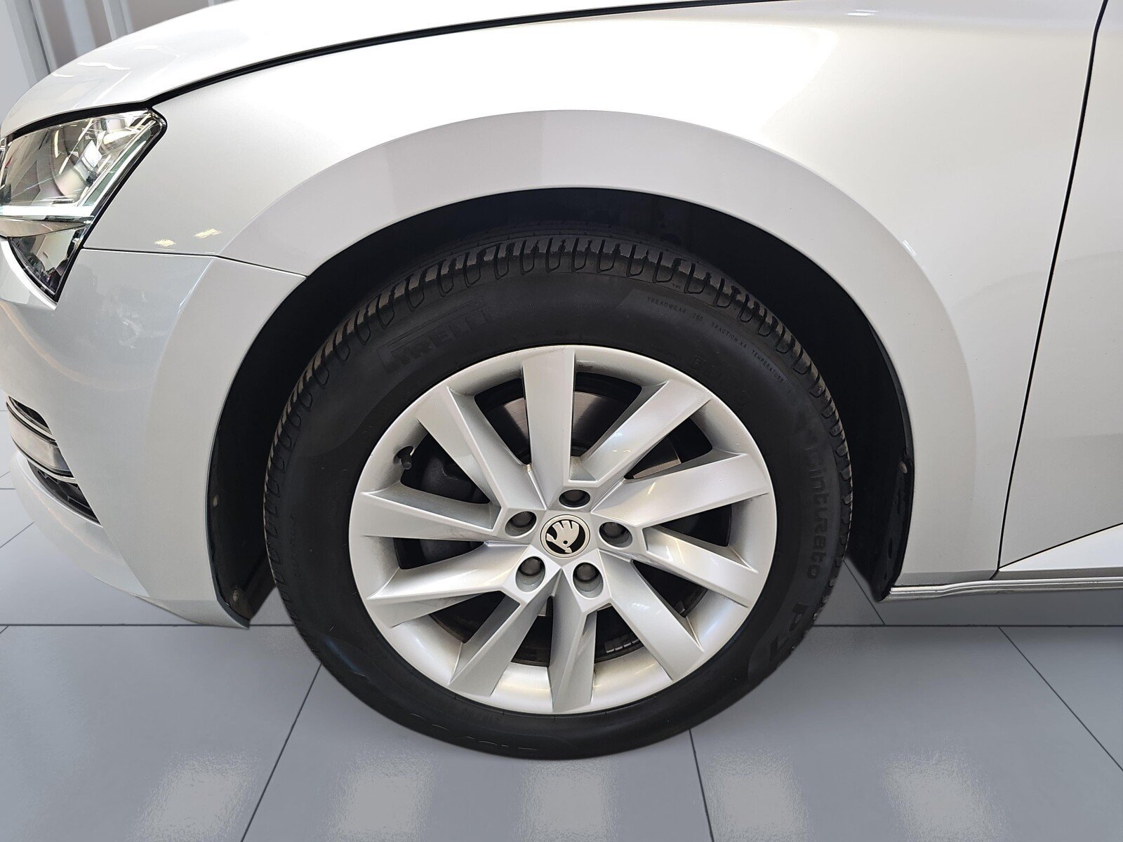 Skoda Superb Combi