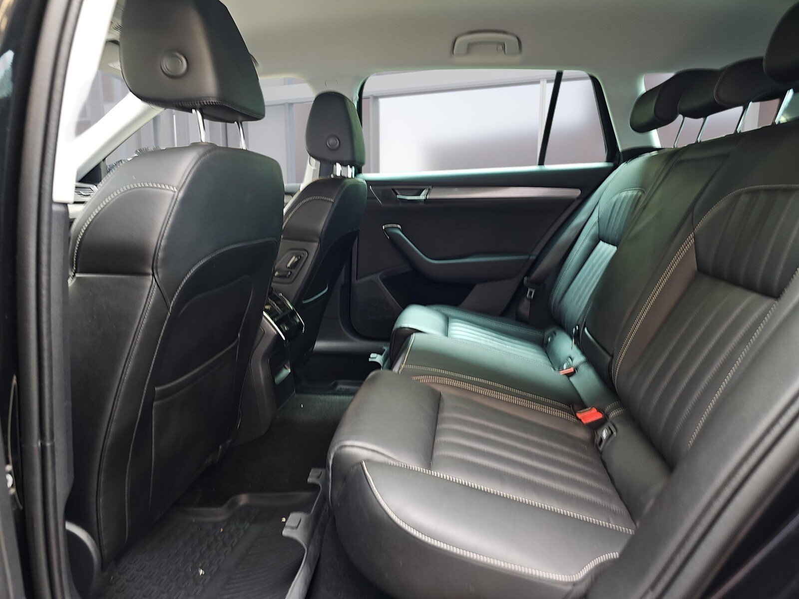 Skoda Superb Combi