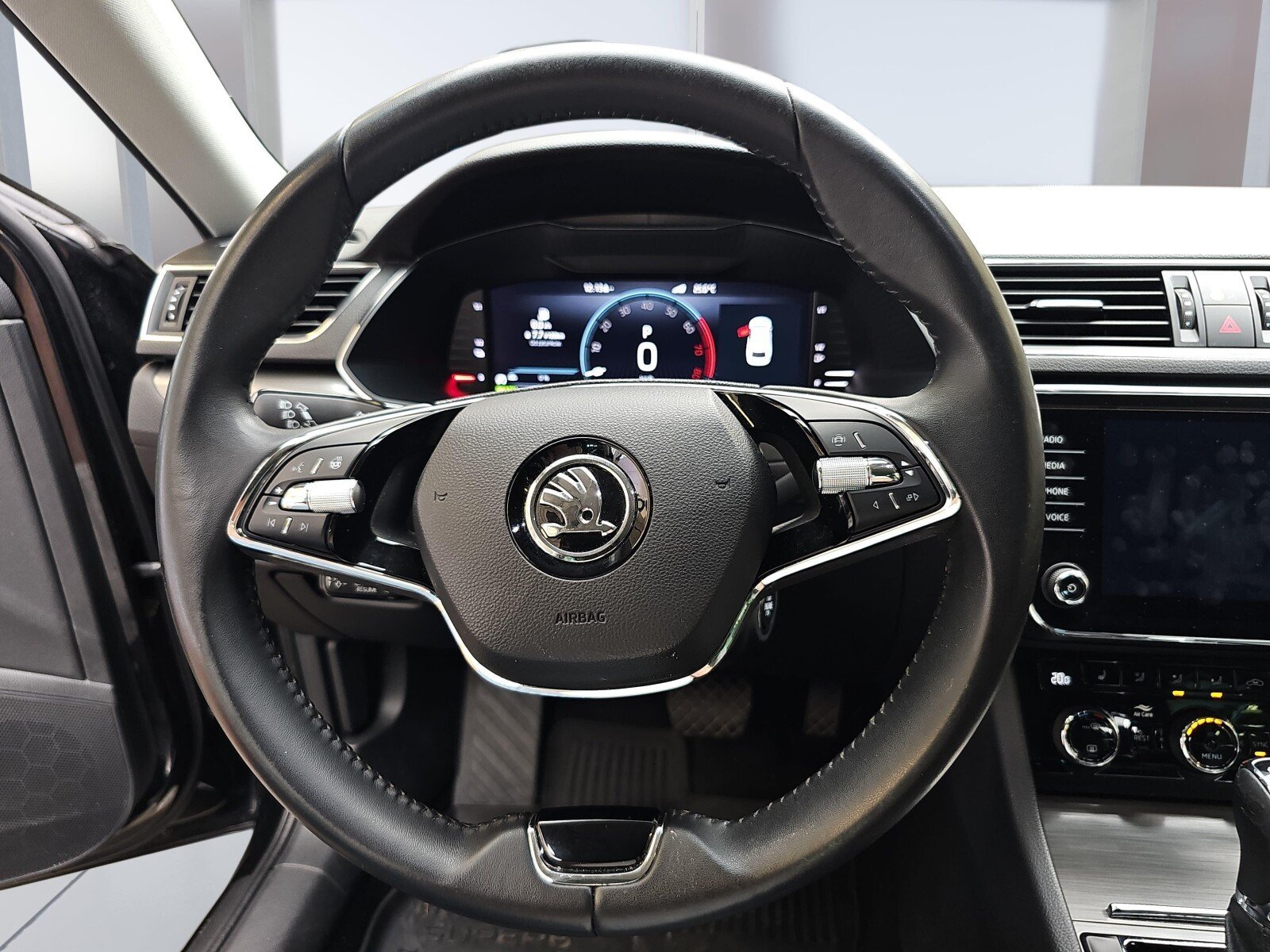 Skoda Superb Combi