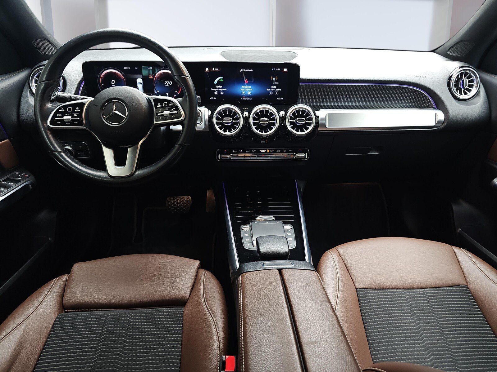 Mercedes-Benz GLB 200